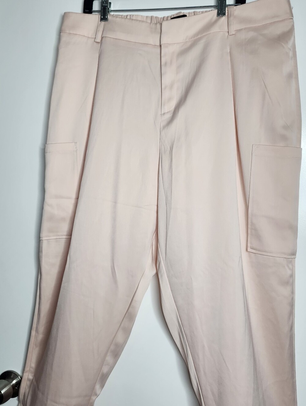 Eloquii Blush Pink Satin Cargo Pants Womens 18 Chic Feminine Modern Office Work - Picture 4 of 13